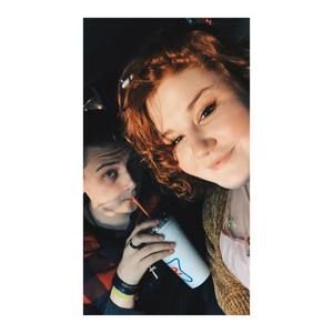 Meet your Posher, Chloe